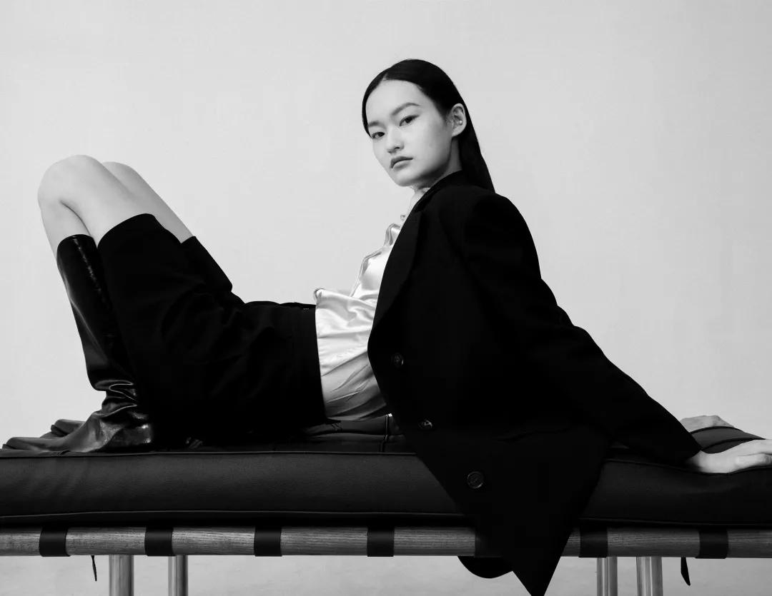 SS21CFW预热|来自DEMAINZ的优雅摩登之美