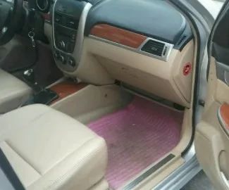 汽车专用雨伞,汽车内哪里适合放雨伞