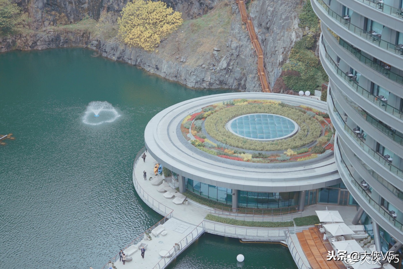 上海深坑酒店一日游推荐自由行,上海旅游值得打卡的酒店