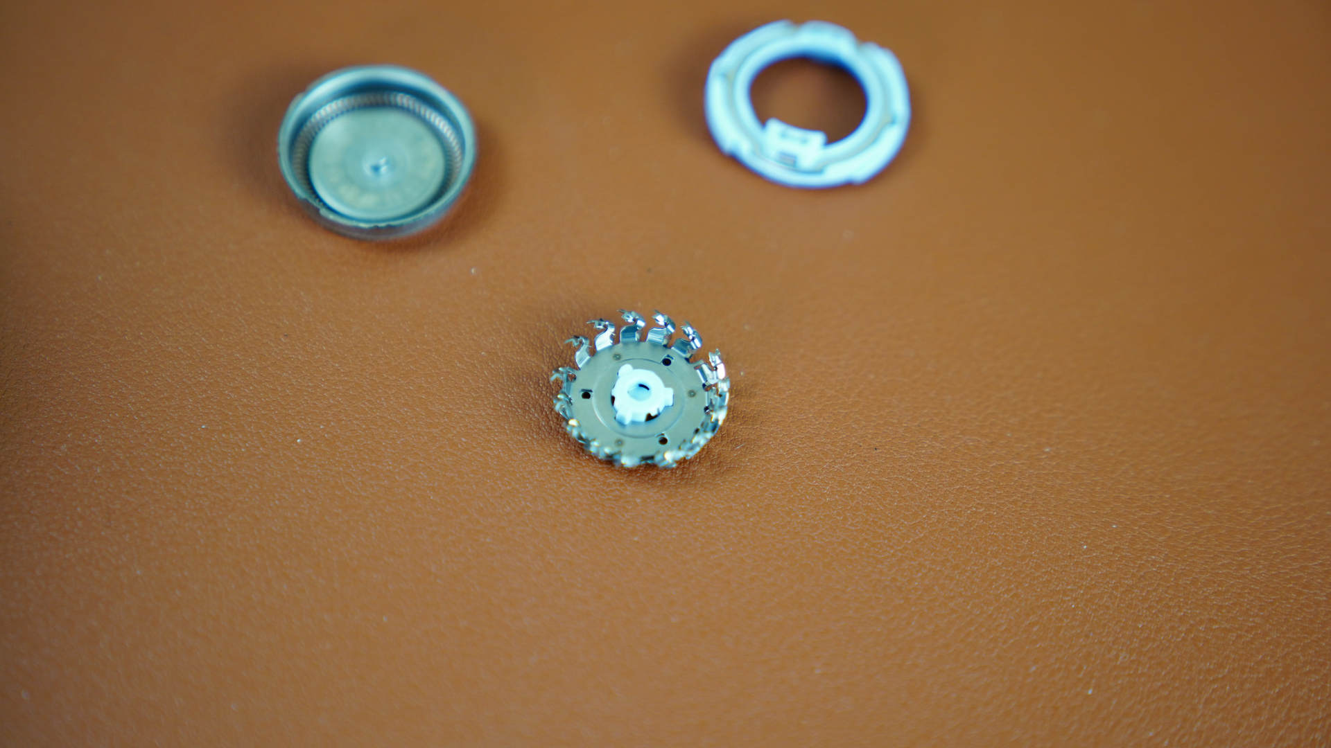 络腮胡用飞利浦剃须刀评测,飞利浦s7000功能介绍