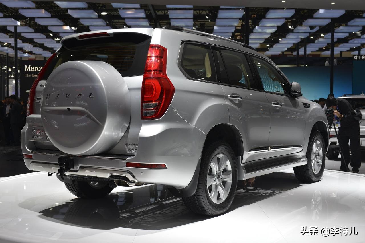 汽车车尾的字母分别代表什么意思,汽车尾部的字母都是什么意思