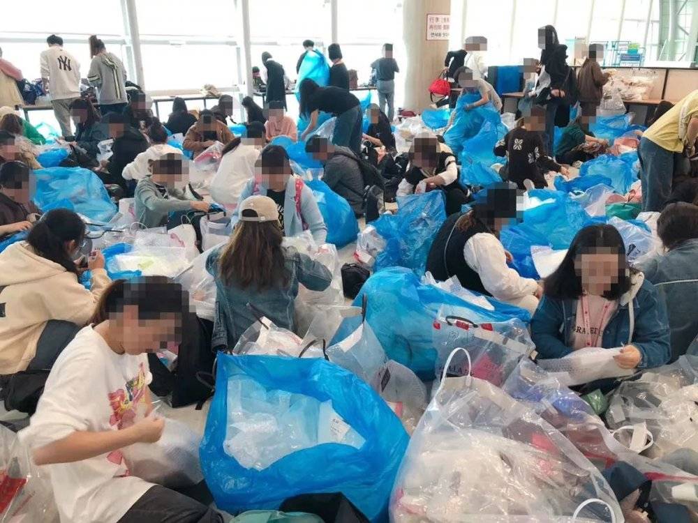 转场或者退出代购干不过主播?