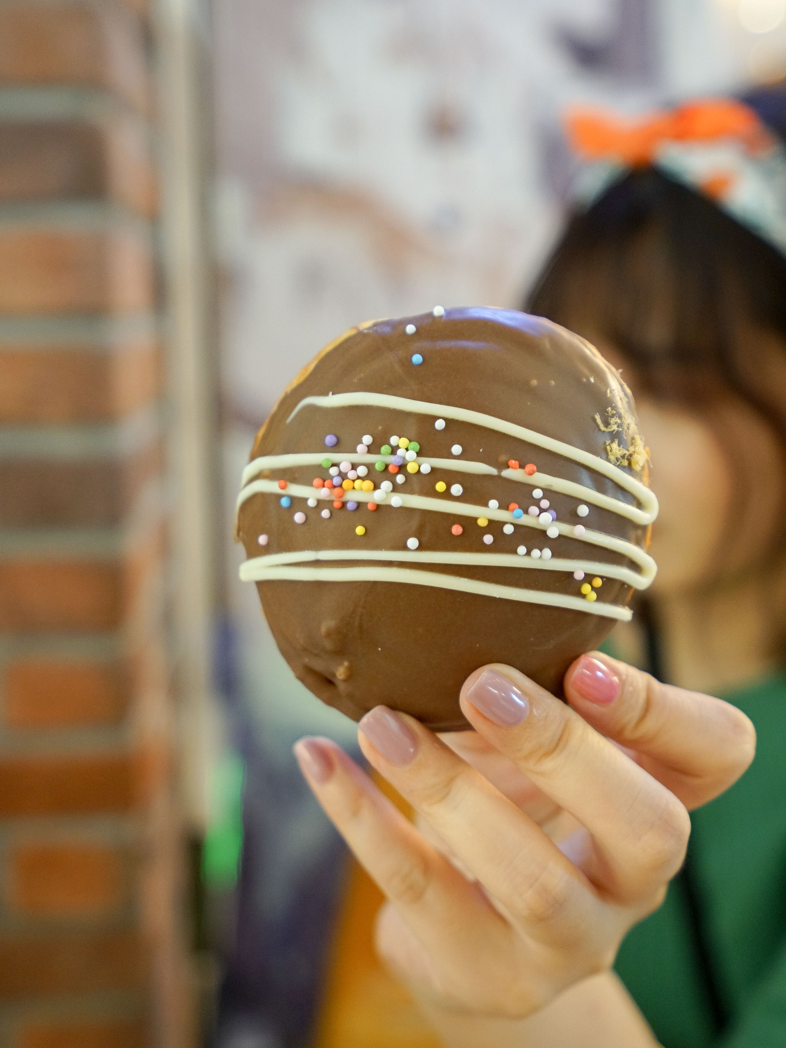 不是要退出中国市场了？美式甜甜圈居然又推出了这么多新品