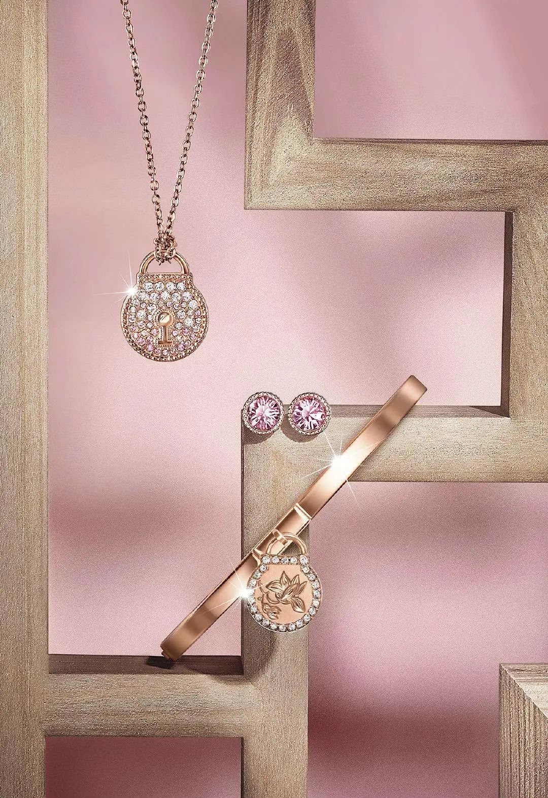 施华洛世奇珠宝首饰的缺点,施华洛世奇有什么缺点