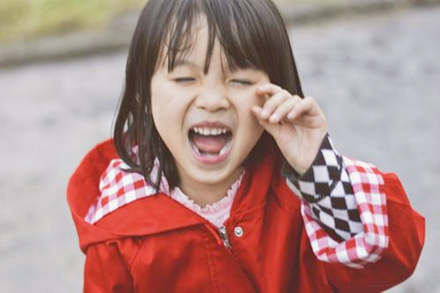 顺产的时候助产士挤压肚子吗,生孩子顺产需要叫助产士嘛