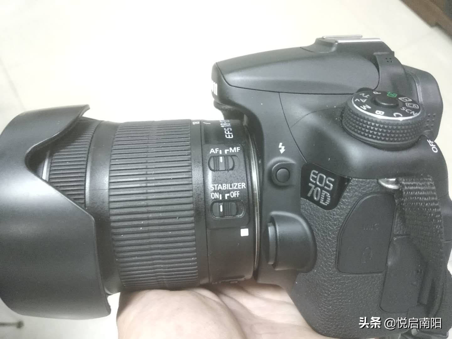 佳能eosm200值不值得买,佳能eos700d照相机入门推荐