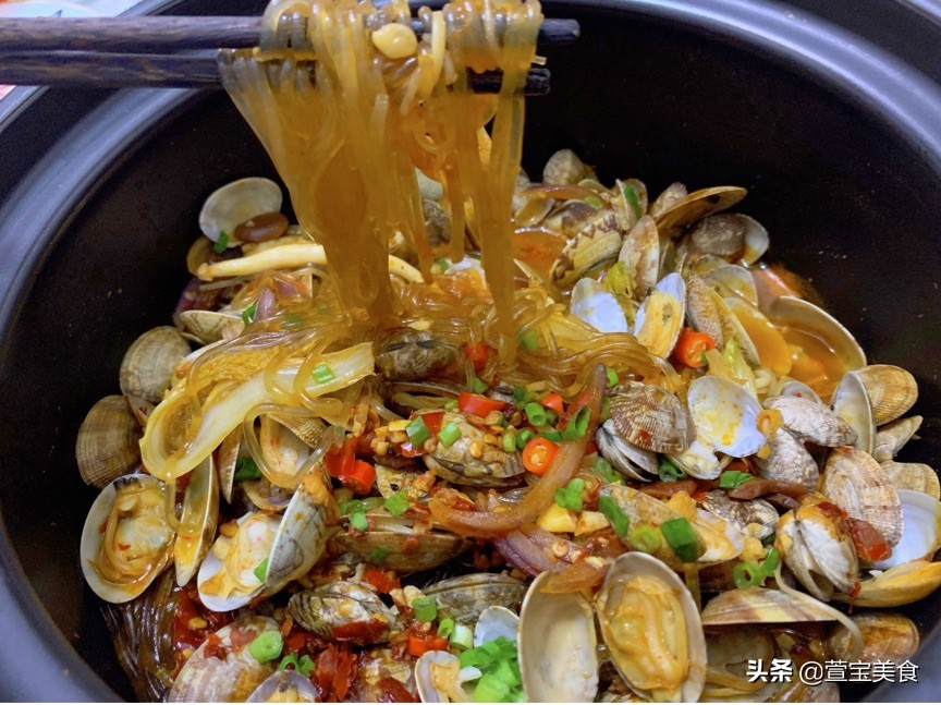 好吃的花甲粉丝煲花甲汤,冬日暖胃还美味的香锅花甲粉丝煲