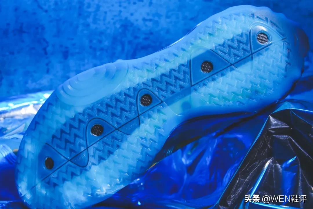 将中国风演绎到极致！这3款安踏绝对让你爱不释手