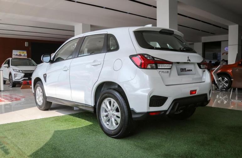 三菱劲炫手动挡1.6l新车多少钱,17年二手劲炫1.6l手动挡