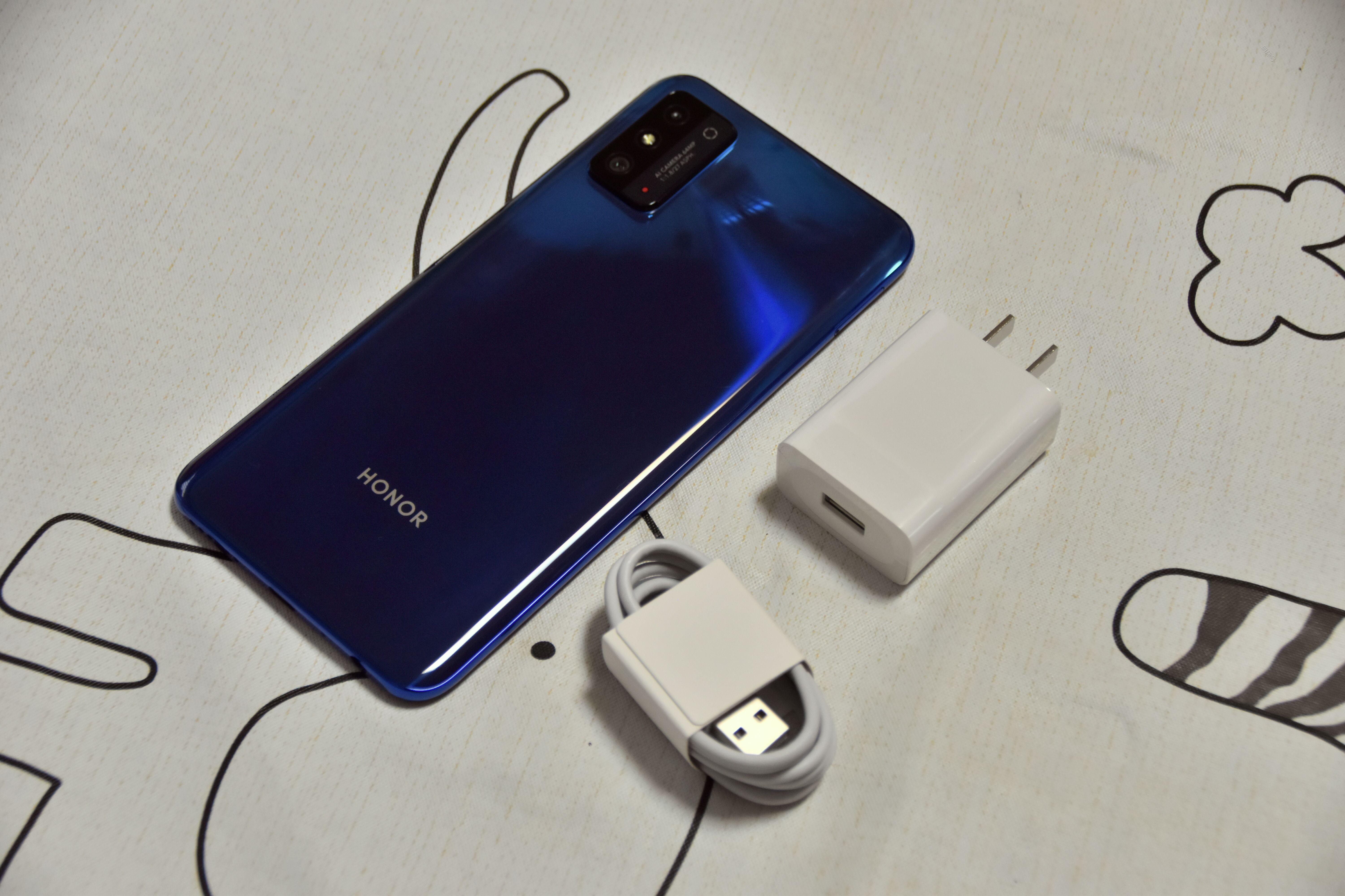 荣耀x30max60w超级快充,荣耀X30MAX深度评测