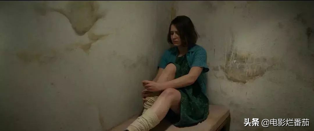 少女偷情竟牵出离奇*案惨**，这部侦探电影尺度大到没法看！