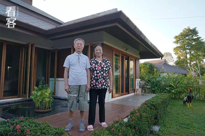 为了孩子上学全家都搬到县城好嘛,为了孩子上学全家去异地