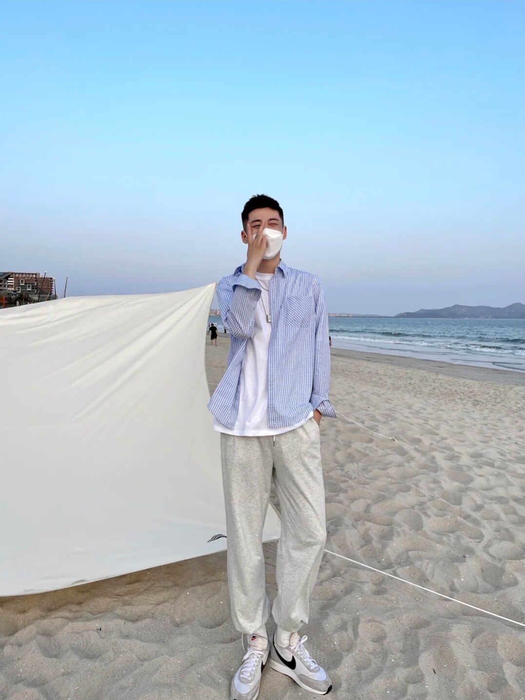 当直男们把衬衫穿对后，对颜值会产生什么样的惊人改变？