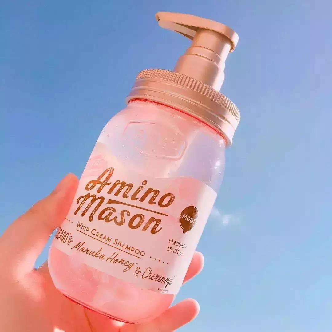 没有一个女孩，逃得过「樱花限定」四个字