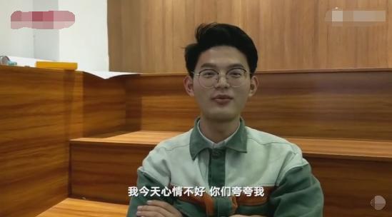 夸夸群的感受,如何看待夸夸群走红