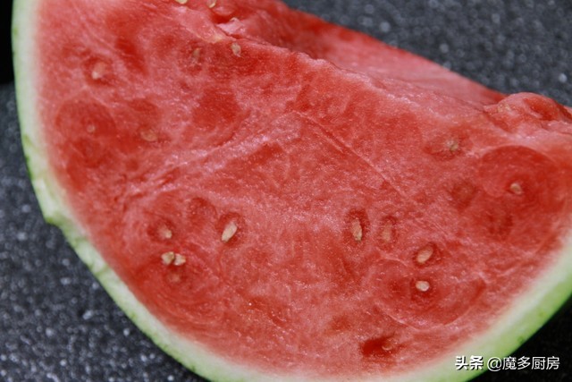 天热就想吃龙虾烤鱼,天热想吃鱼