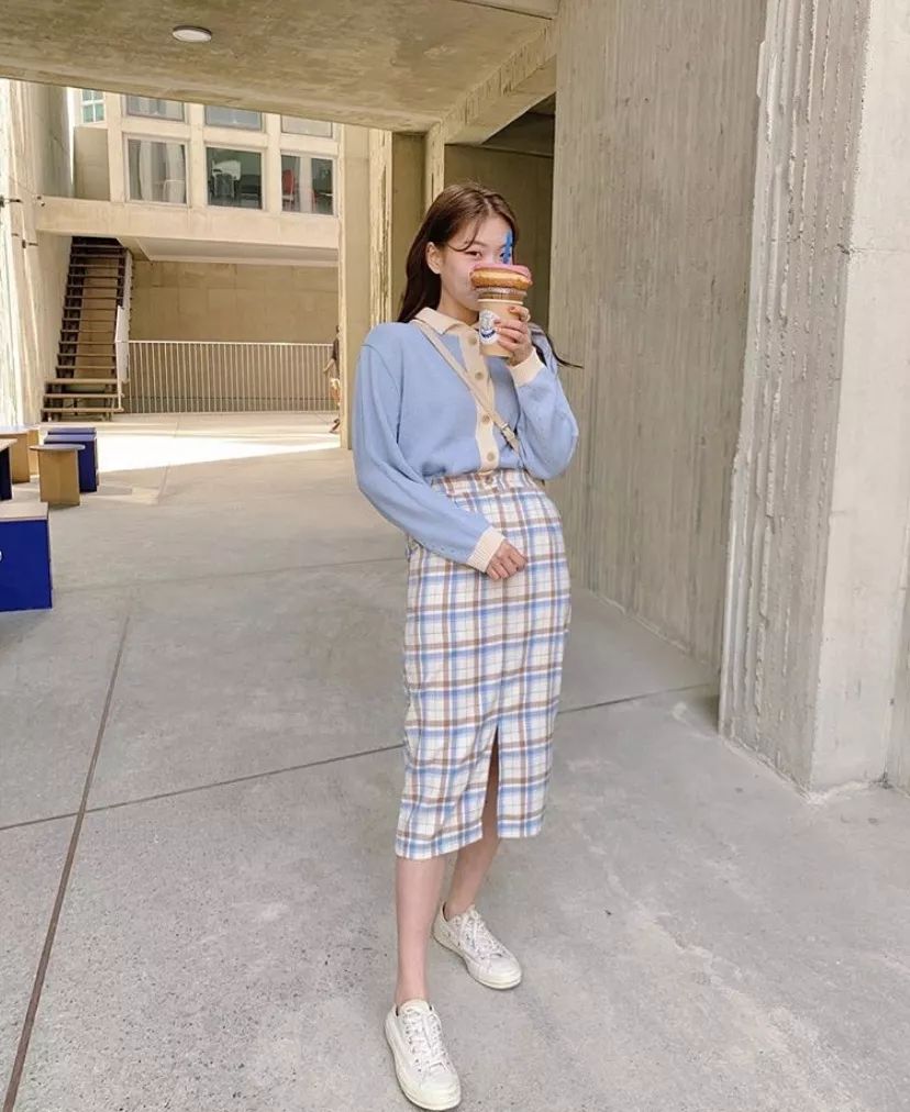 奶奶衫直筒裤搭配图,奶奶衫最洋气的搭配