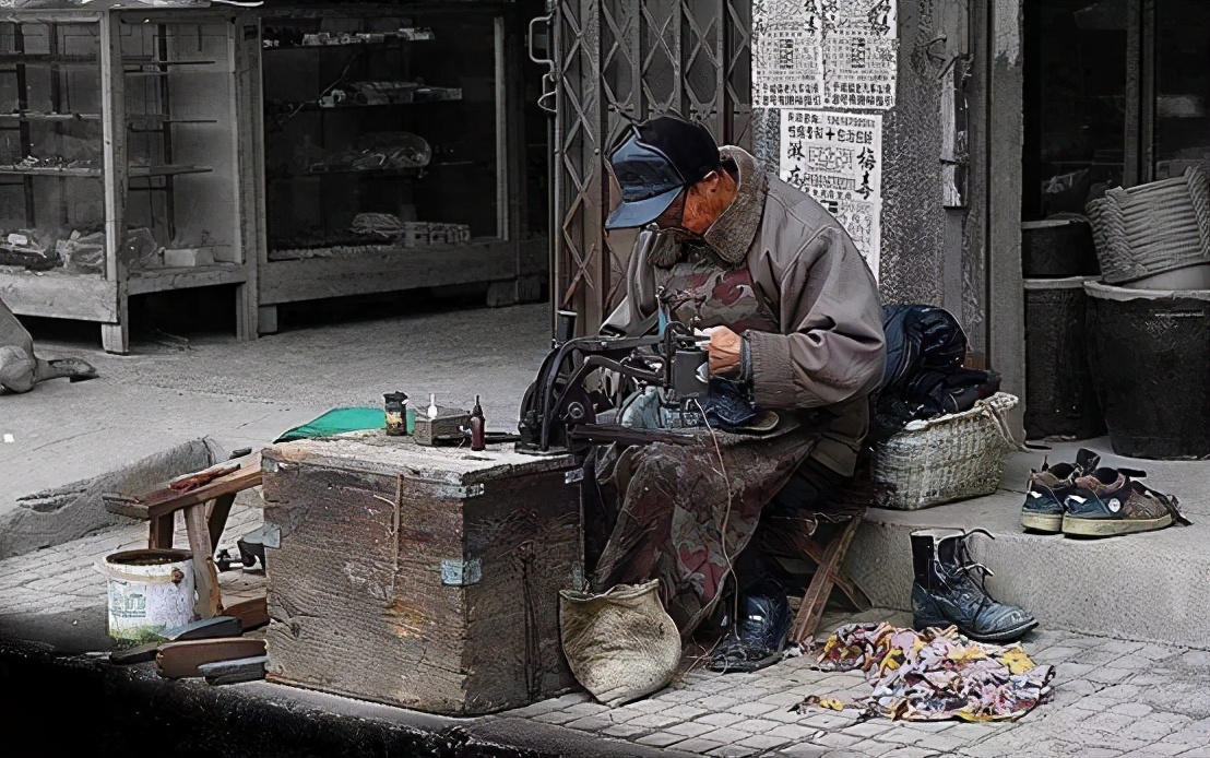 怀旧篇（二）说说开封消失的老行当——补鞋匠