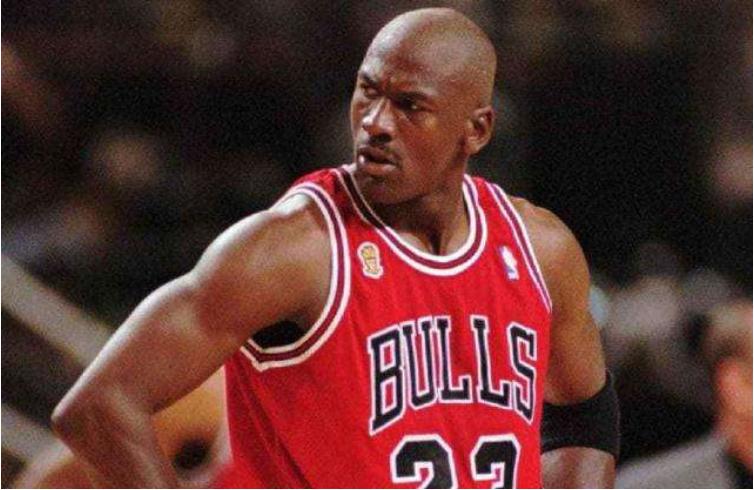 假如迈克尔乔丹在湖人,如果乔丹来到现役联盟会怎么样