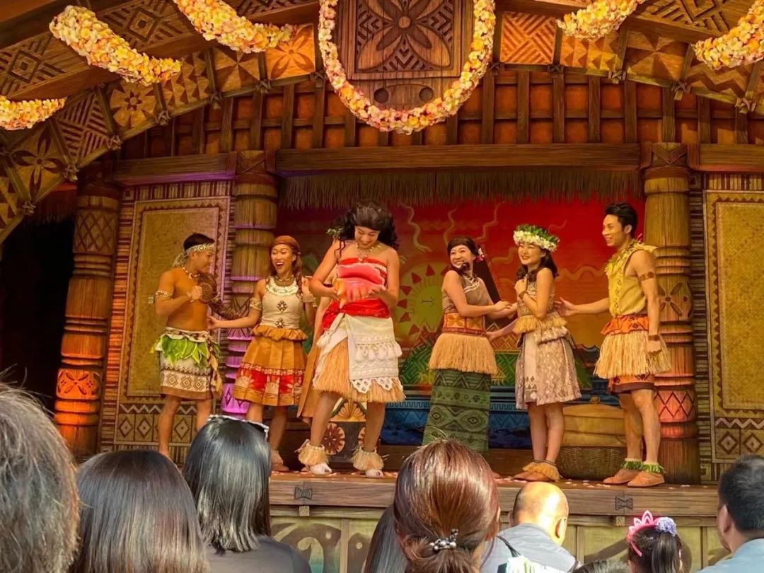 香港迪士尼有哪些项目值得玩,一天玩遍香港迪士尼所有项目