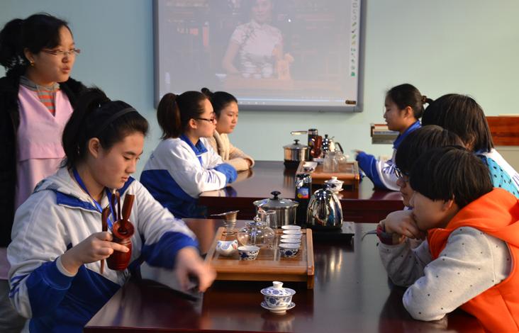 读博与硕博连读区别,读博学硕与专硕的区别