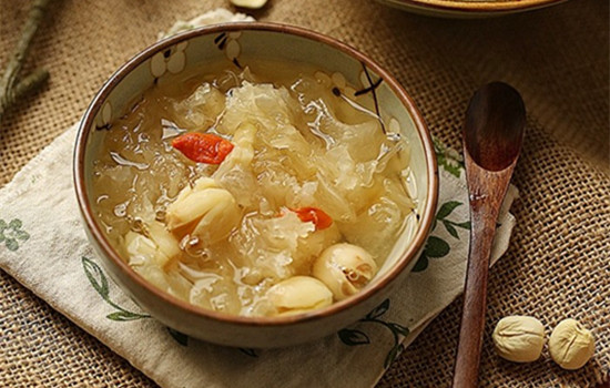 敢不敢玩把大的，把喜欢的人的名字打出来，不用拼音只怼全名