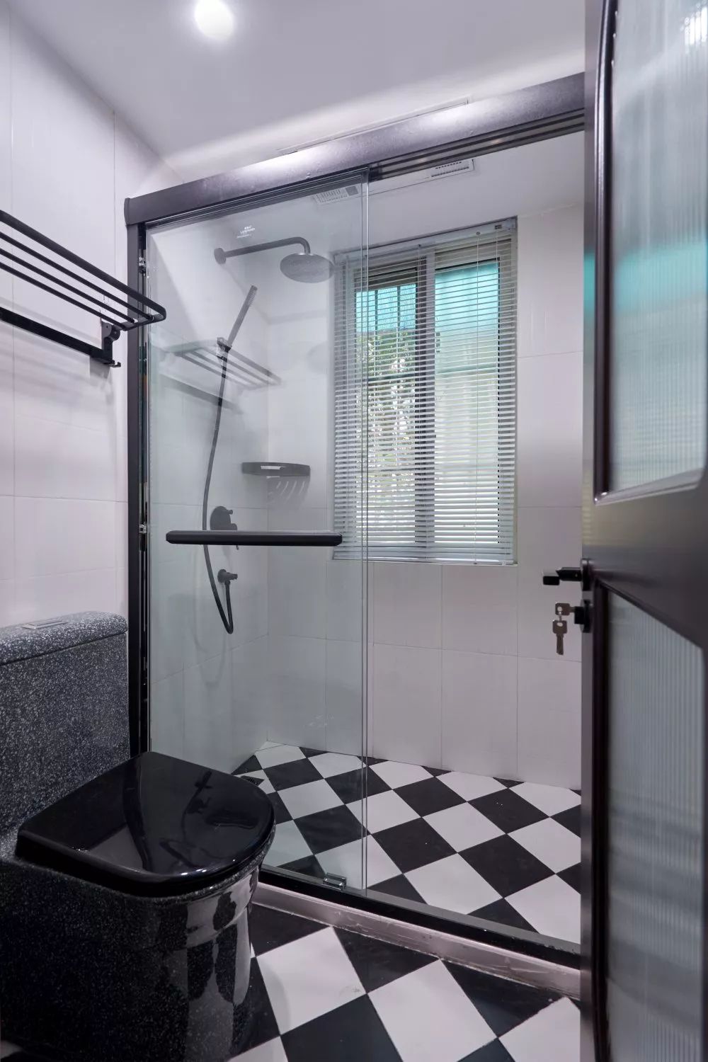 闄㈠瓙鍜岄槼鍏夋埧鍚堢悊鎼厤,闃冲厜鎴夸笌闄㈠瓙澧欓潰鎼厤