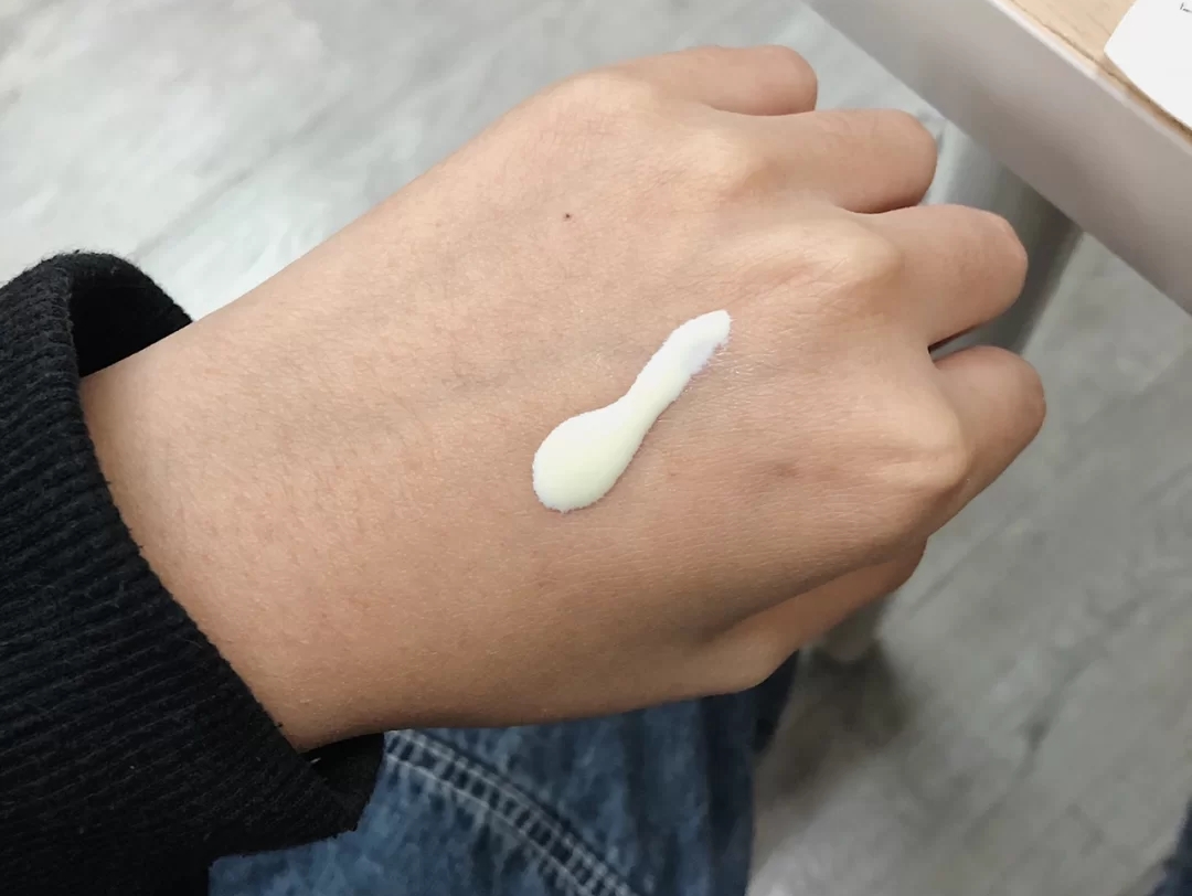 干皮防晒霜mistine,干皮防晒霜无色透明清爽学生