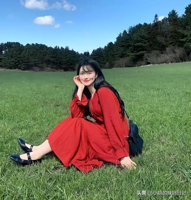 腿短穿什么款式小白鞋,今年的小白鞋这样穿太时髦了