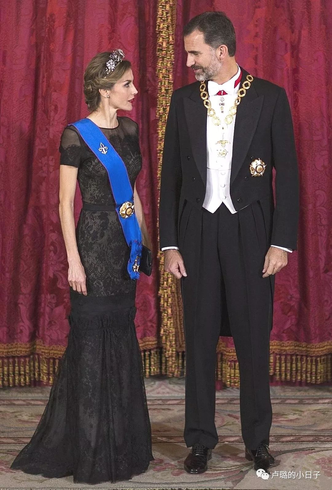 英国女王戴的超级超级珍贵的王冠,各国女王加冕皇冠图片