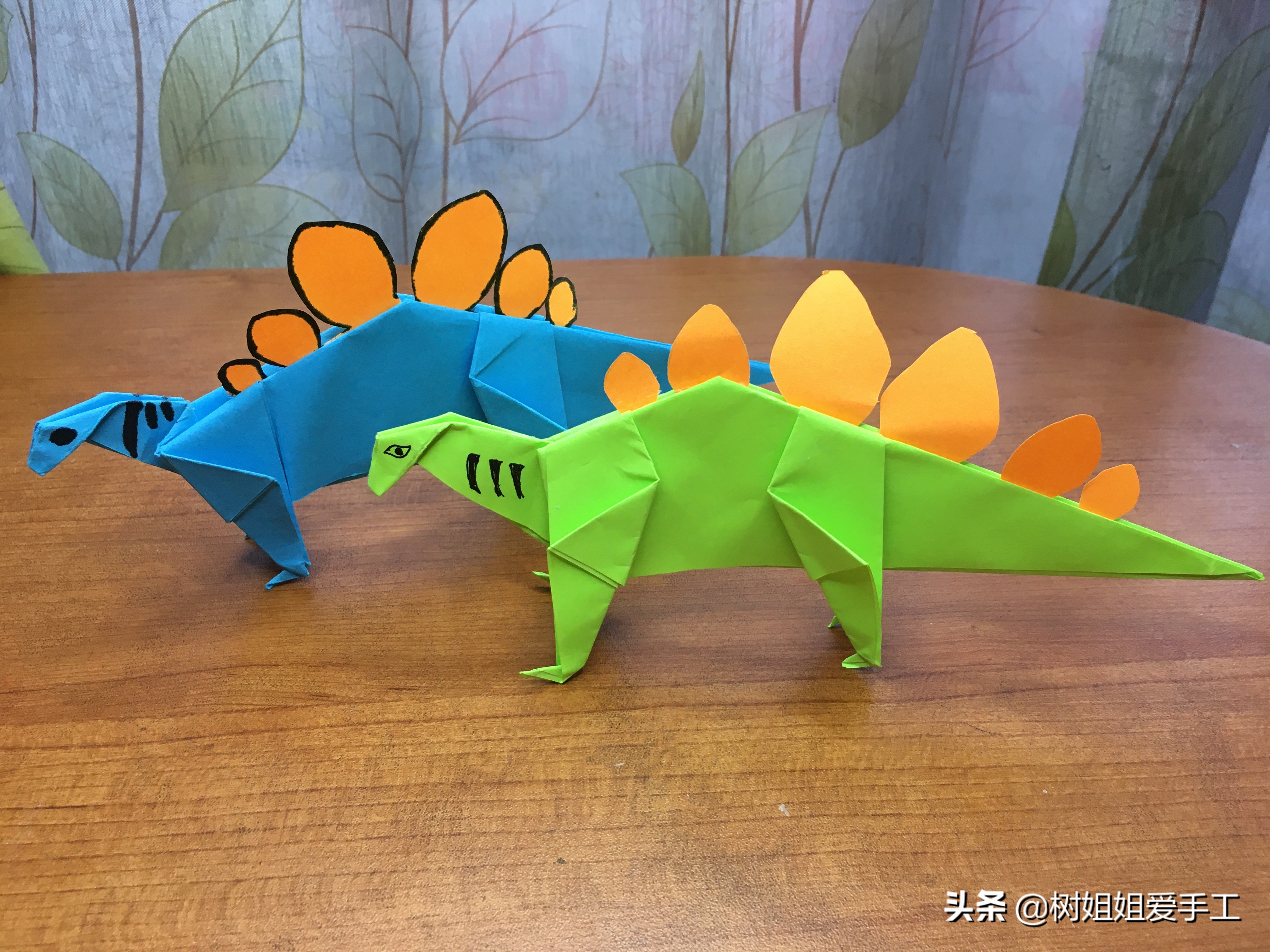 儿童益智折纸启蒙篇腕龙折纸,恐龙折纸剑龙视频大全