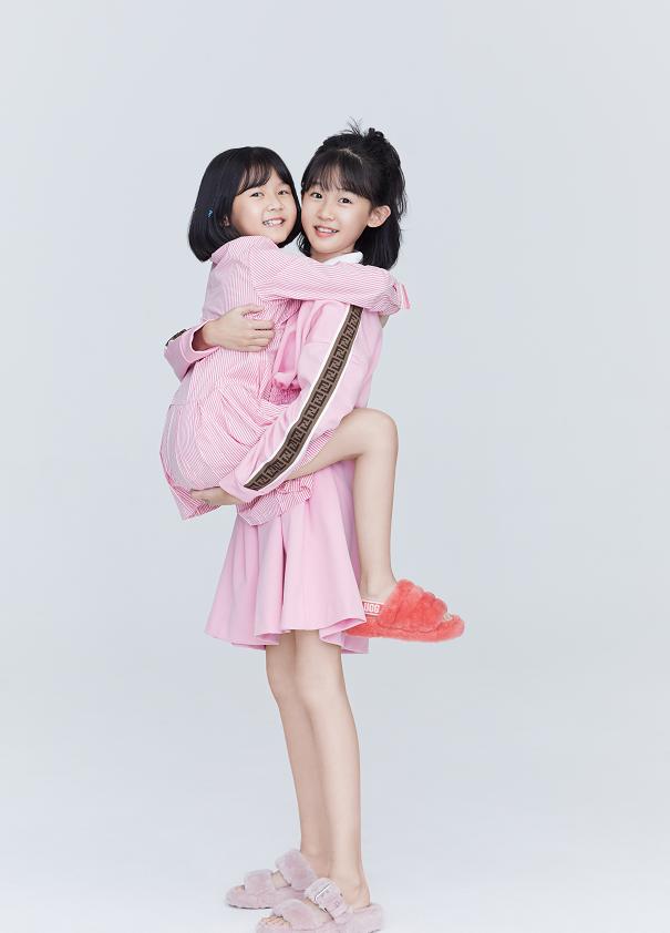 鲍蕾陆毅贝儿写真,鲍蕾母女照片