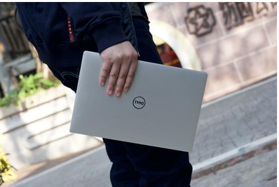 科技感爆棚戴尔xps15笔记本评测,戴尔xps139350价格