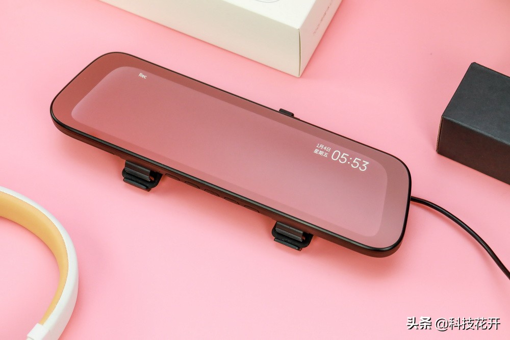 70迈流媒体记录仪10寸,70迈流媒体记录仪测评