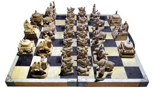 *舟子方**：象棋是印度发明，因为中国从来就没有过大象，河南人笑了