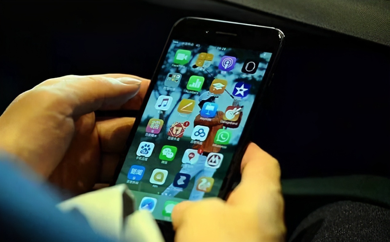 04年发布的手机诺基亚,功能机诺基亚6600