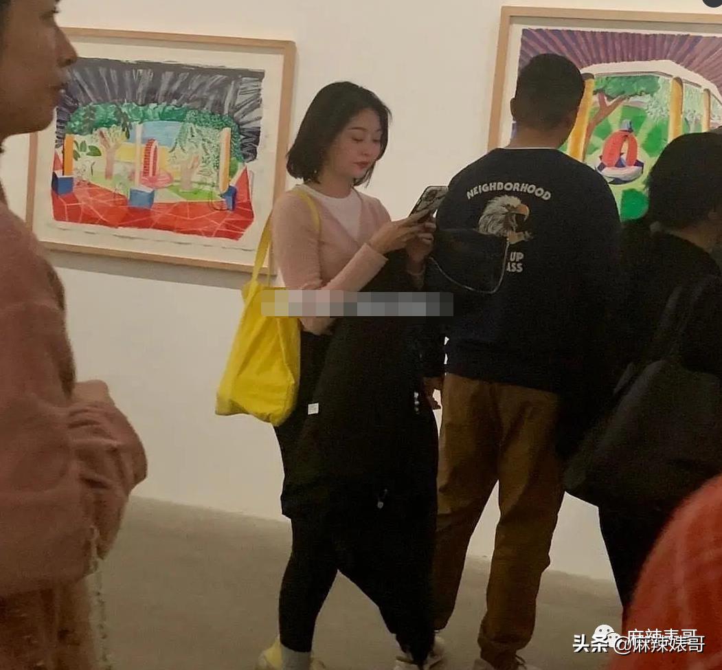 劳斯莱斯请“网红”夫妻,劳斯莱斯请了两个网红是谁