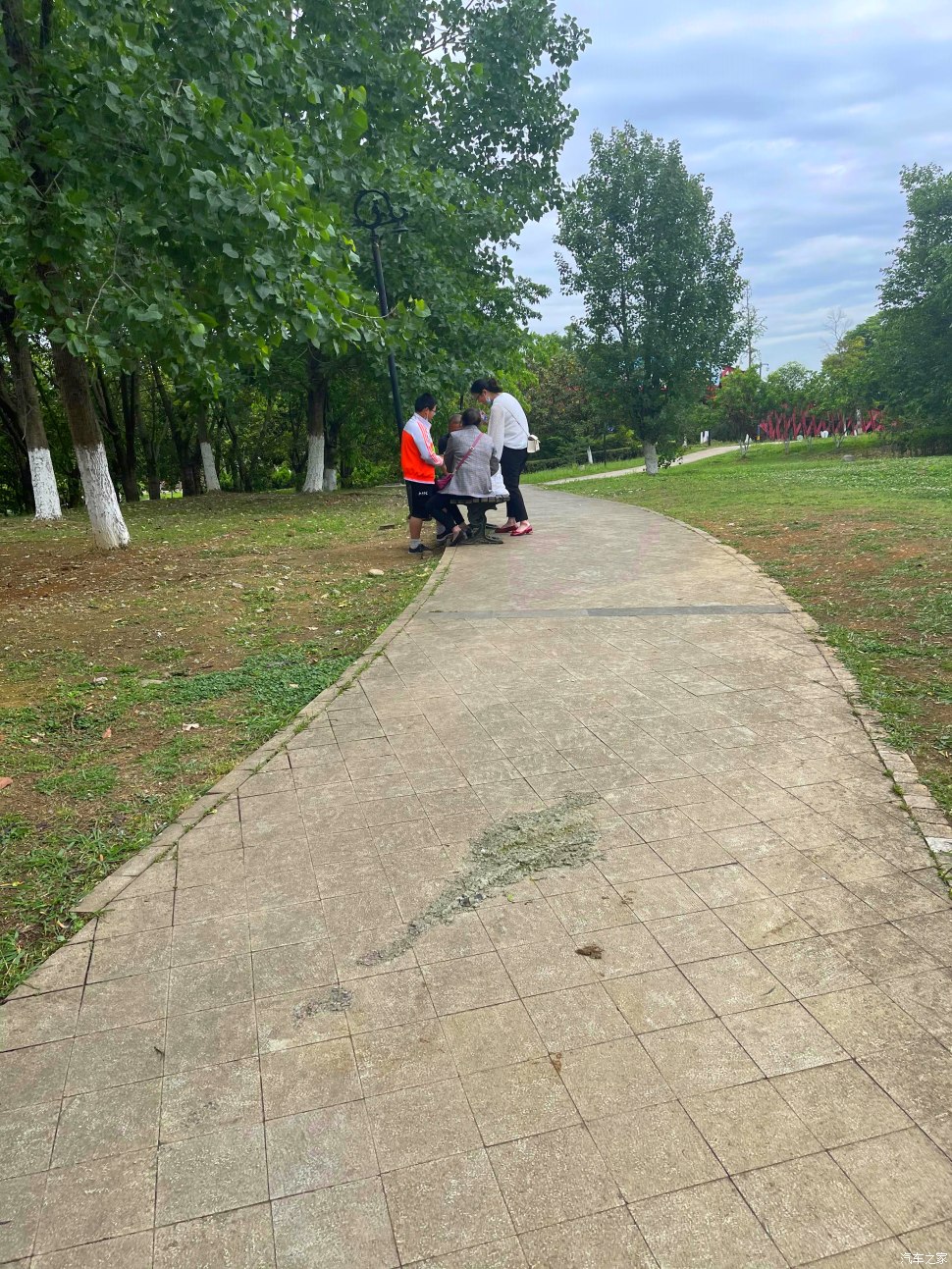 成都凤凰山公园可以爬山吗,成都凤凰山公园有什么好玩的