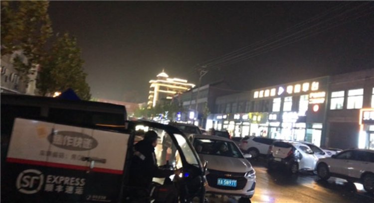 河南十八线小乡村制造出ugg雪地靴,河南的ugg雪地靴是原厂吗