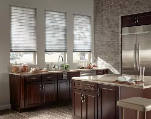 设计师房间装饰材料,10个极具创意的门窗设计