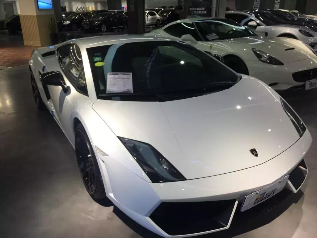 保时捷法拉利最高价,法拉利最便宜10几万现在