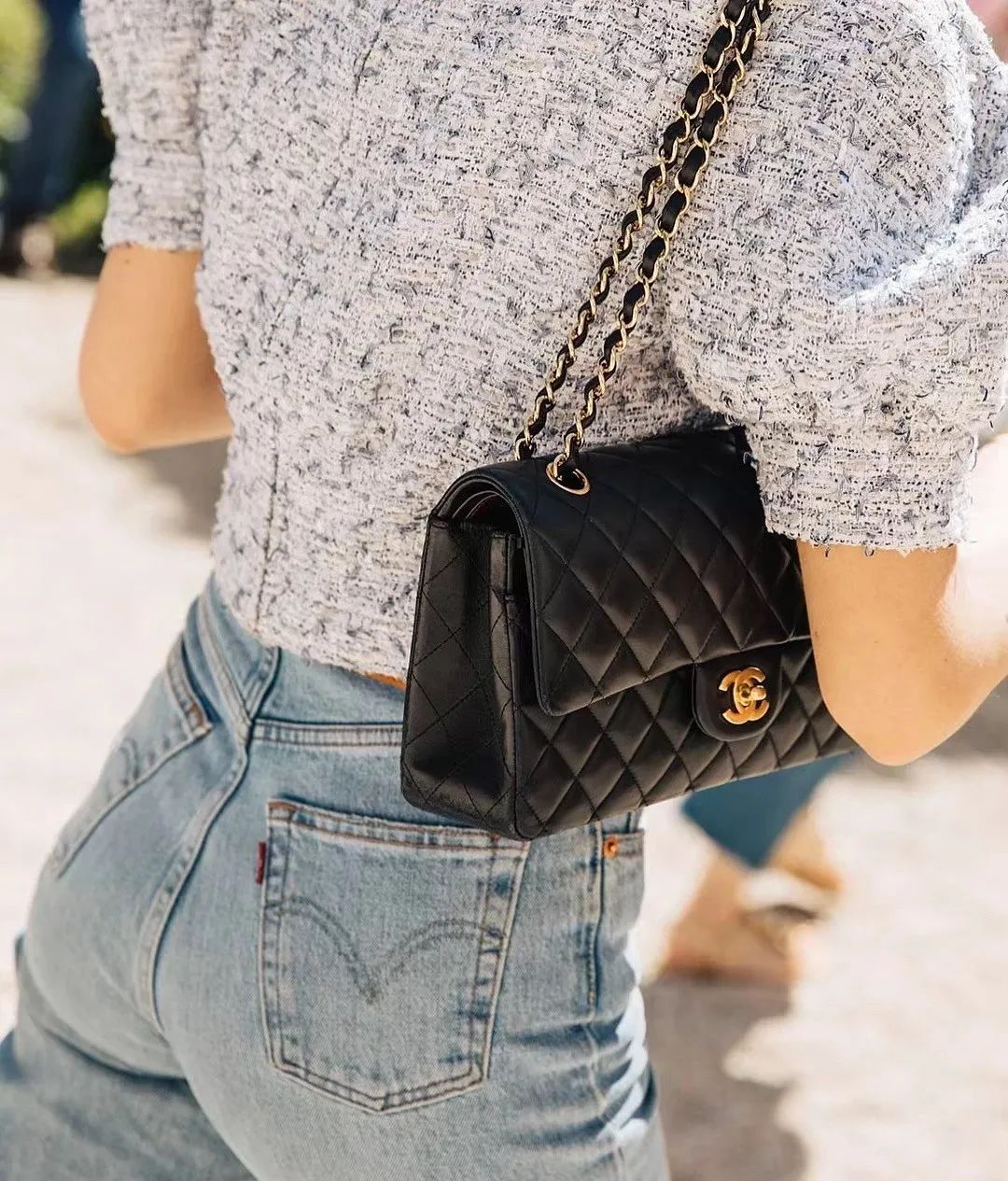 买奢侈品包买哪款,买奢侈品包值吗