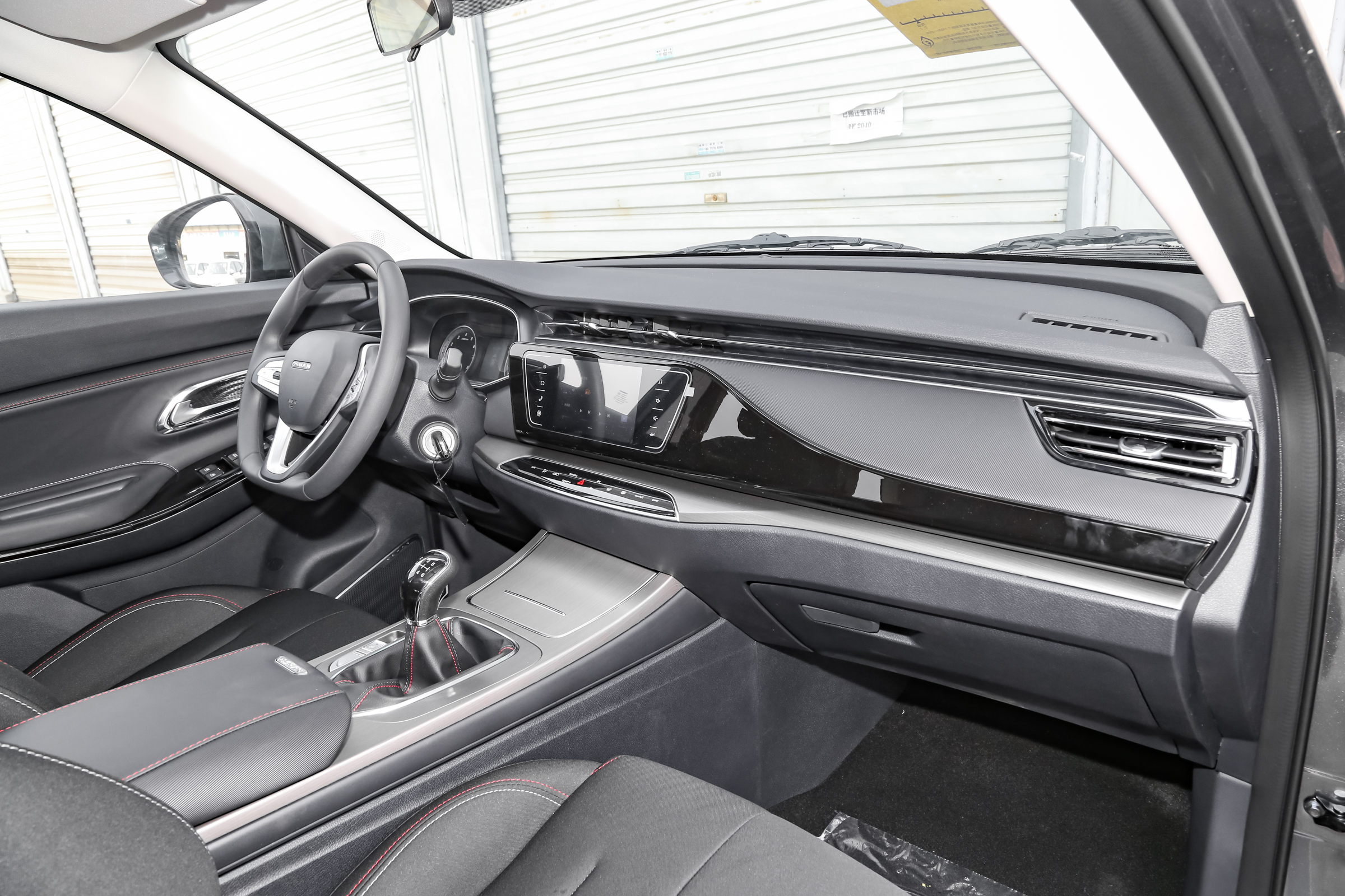 欧尚x7手动豪华测评试驾视频,长安欧尚x7plus七座动力测评