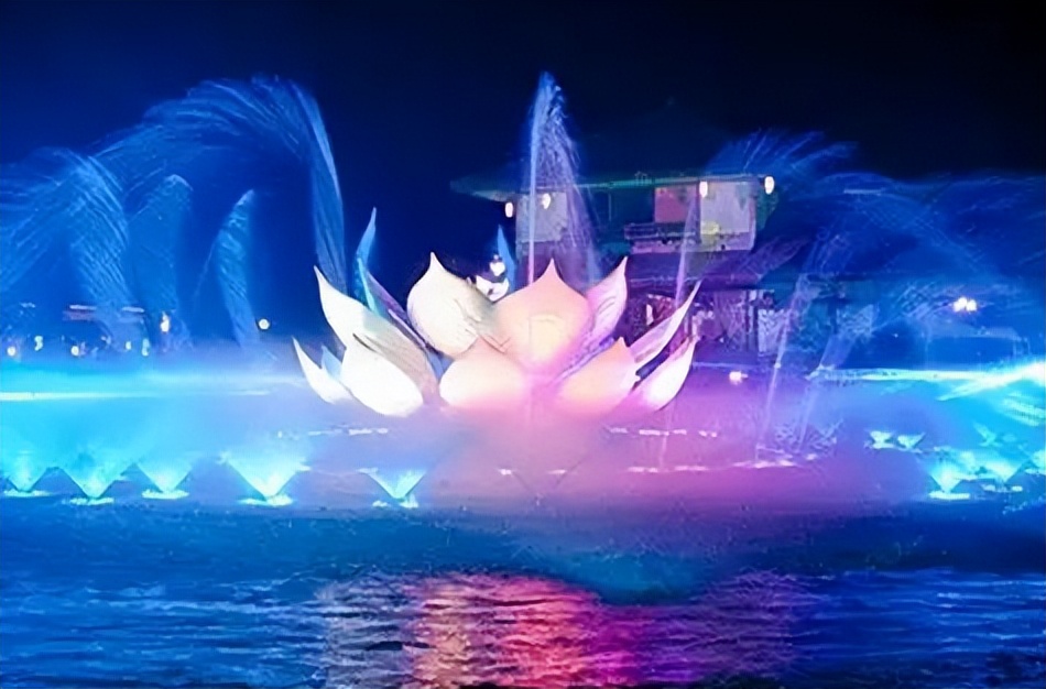 鏂囨梾鐏厜姘村箷鐢靛奖,鏂囨梾姘村箷鐢靛奖