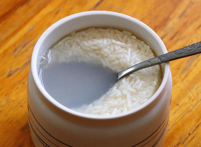 家庭自制米酒的简单做法,家庭米酒制作方法及步骤