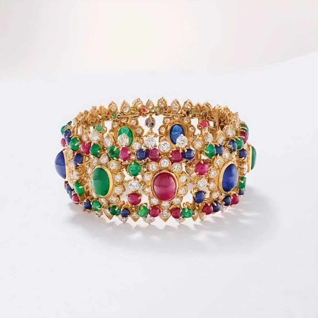 伊丽莎白泰勒十大珠宝,伊丽莎白泰勒古董首饰