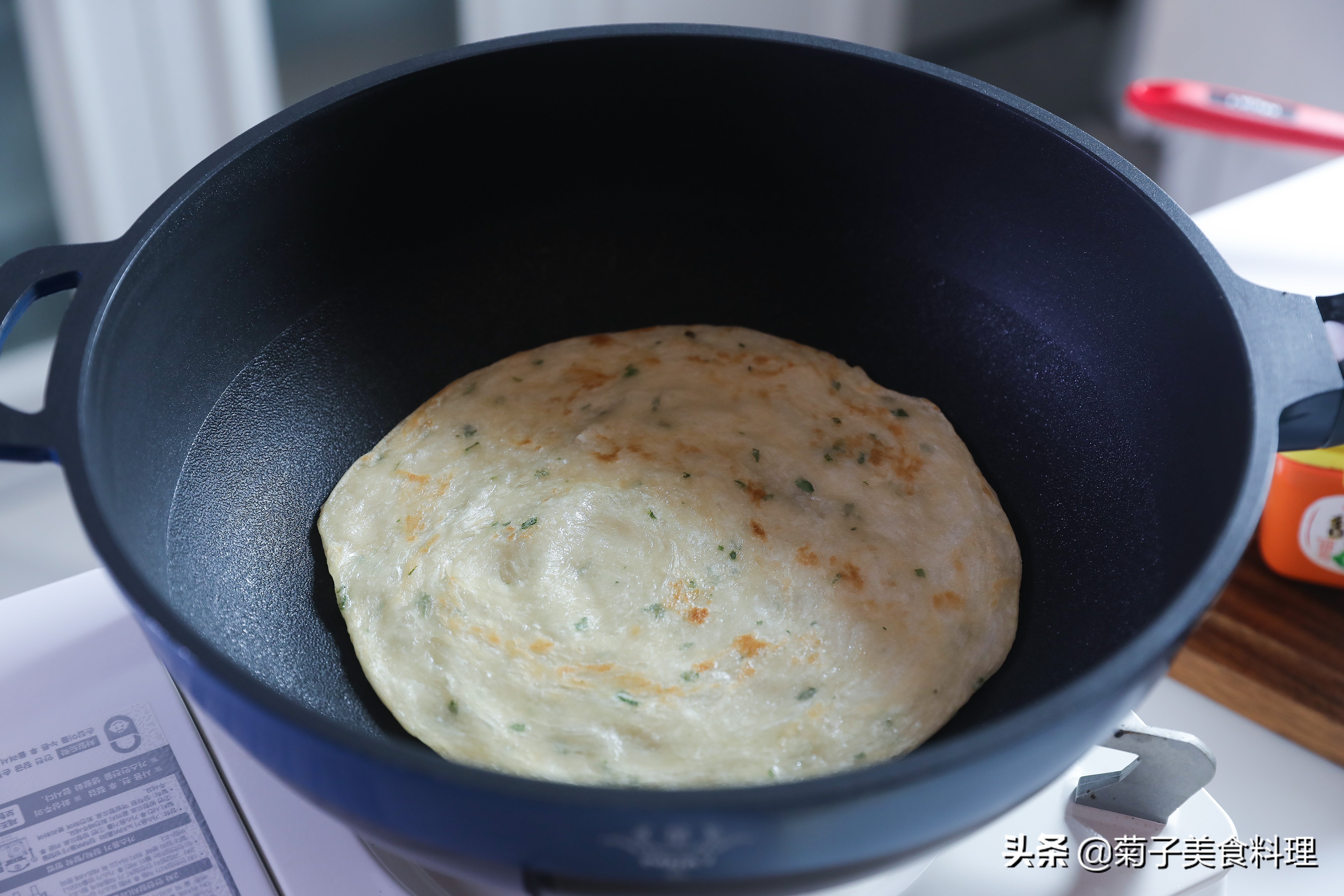 酱香手抓饼怎么做简单又好吃,手抓饼又解锁到新的吃法啦