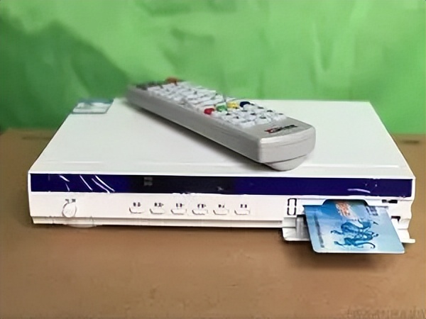 网络盒子跟机顶盒,网络盒子和电视的处理器哪个好