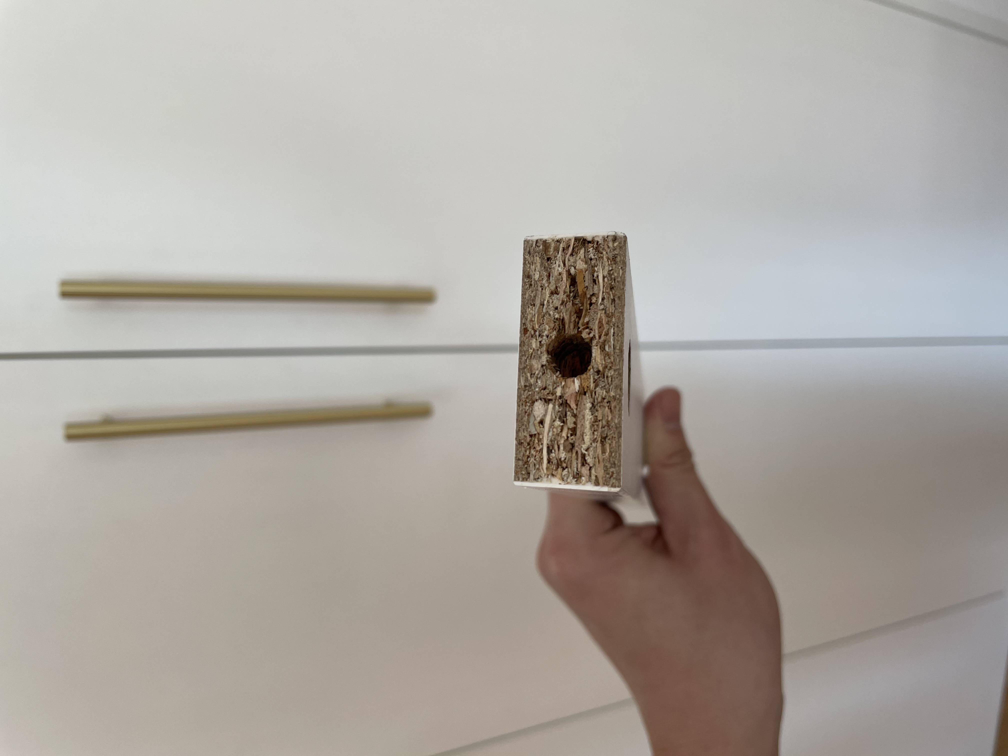 装修定制衣柜注意事项,衣柜板材怎么选性价比高又省钱