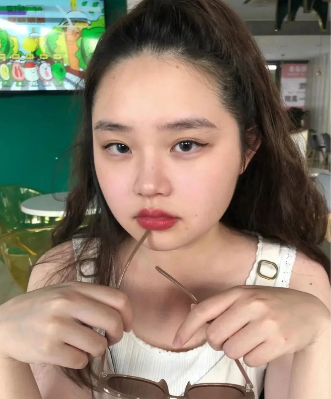 适合长脸窄的过新年发型,又可爱又不显脸大的披着头的发型